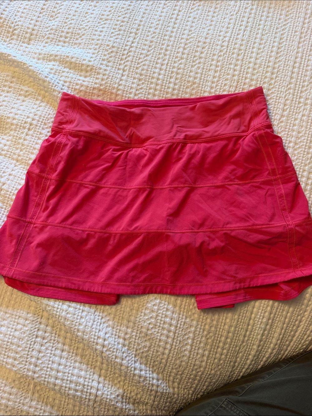 Lululemon Women’s Active Skort in Bright Pink size 6